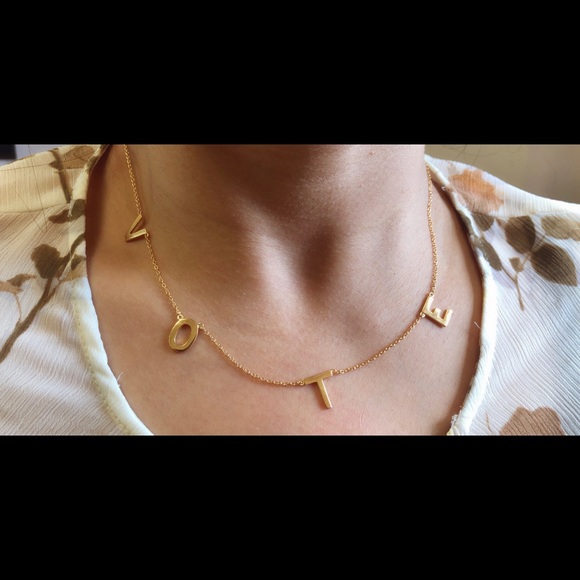 BRAND NEW Vote Necklace Michelle Obama + FREE MASK - Picture 6 of 12